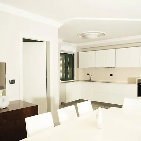 Lejlighed The Beachfront By Pikhost *