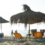 The Beachfront By Pikhost *
