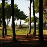 Apartamento The Beachfront By Pikhost Golem (Tirana)