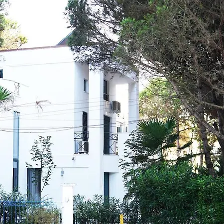 The Beachfront By Pikhost Apartment