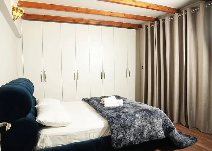 The Beachfront By Pikhost