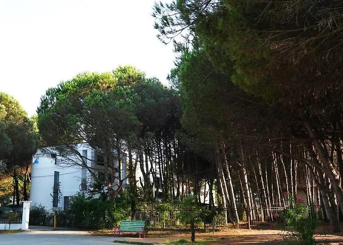 The Beachfront By Pikhost Apartment *